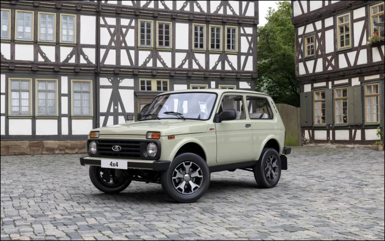 Lada 4X4 3 kapı fiyat listesi ve özellikleri